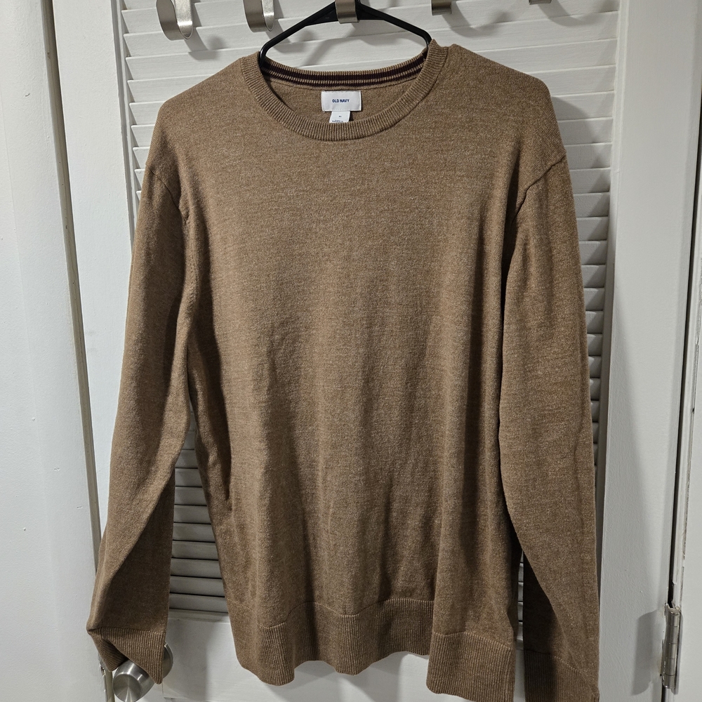 Old Navy Men's Crewneck Sweater in Light Brown